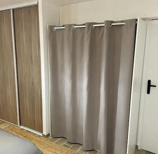 La Maison De L'olivier Holiday home Poses