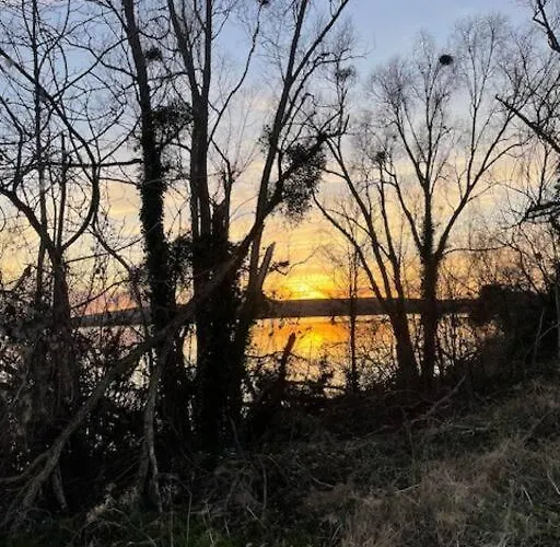 La Maison De L'olivier Holiday home Poses