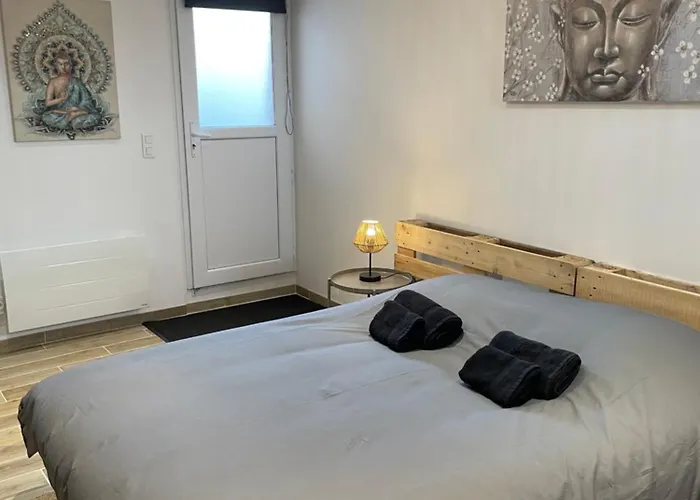 La Maison De L'olivier * Poses