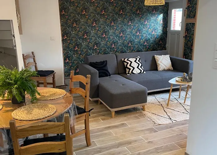 Holiday home La Maison De L'olivier *